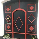 Sonderport Bed & Kitchen