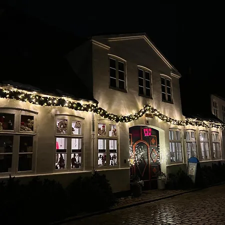 Sonderport Bed & Kitchen リーベ